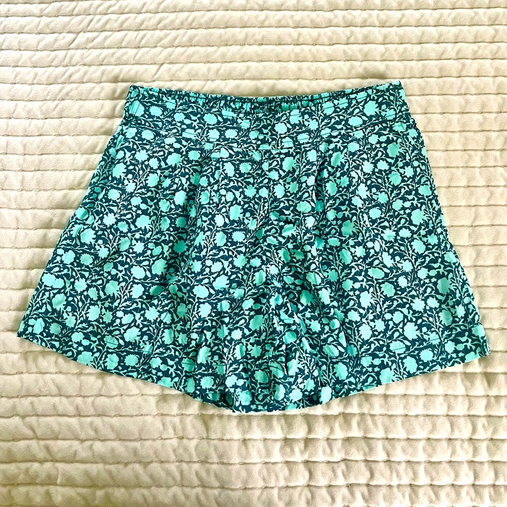 Vineyard Vines Floral Shorts